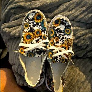 Floral shoes